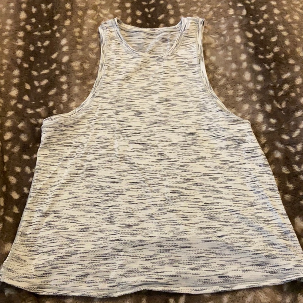 Lululemon tank top